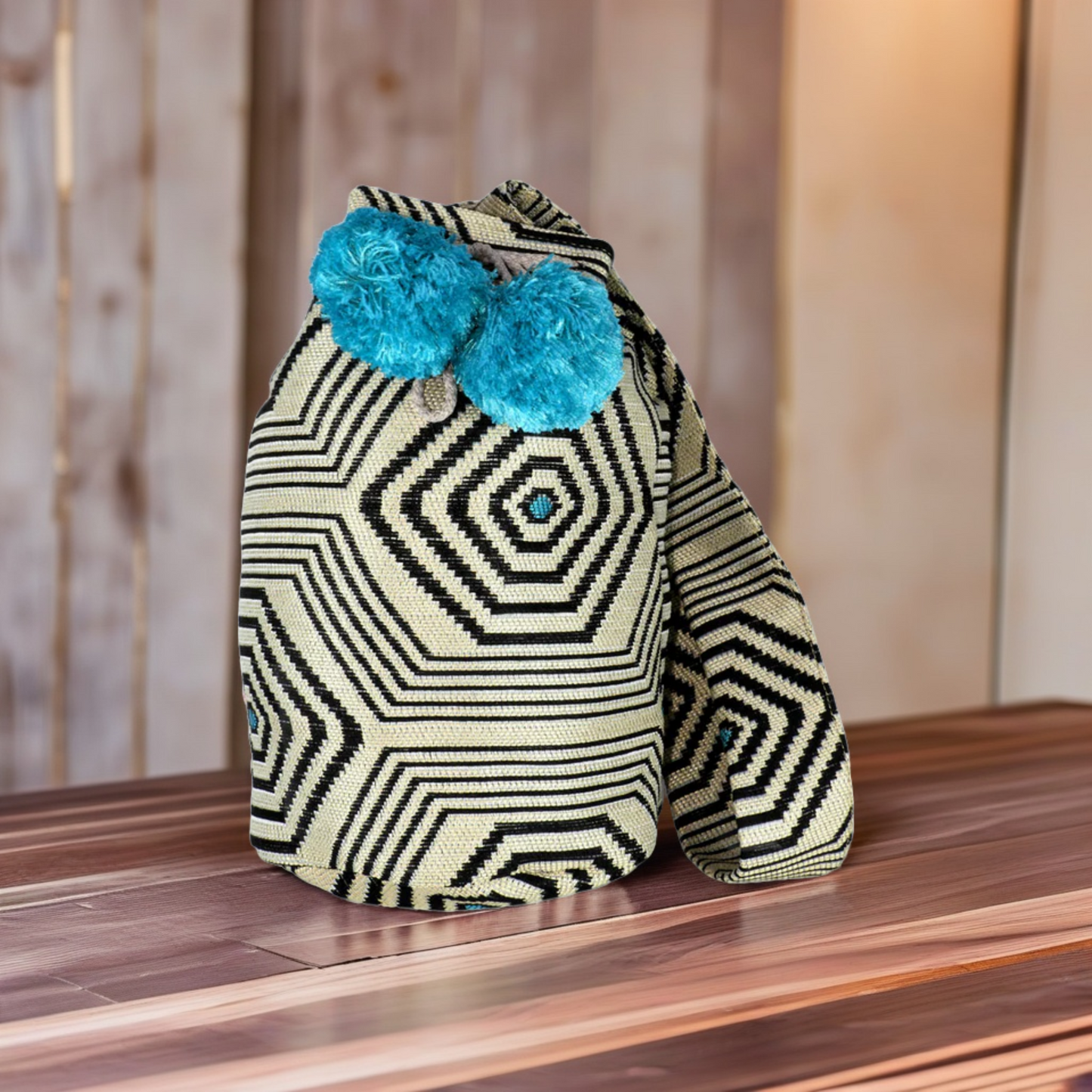 Mochila Labrada Pompones